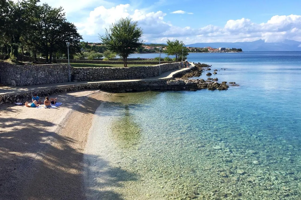 Apartments By The Sea Vantacici, Krk - 20659 Malinska